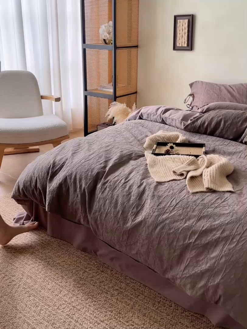 91家纺网 家纺一手货源 找家纺 简纯主义 2025新款浮雕提花全棉磨毛四件套 竹墨咖