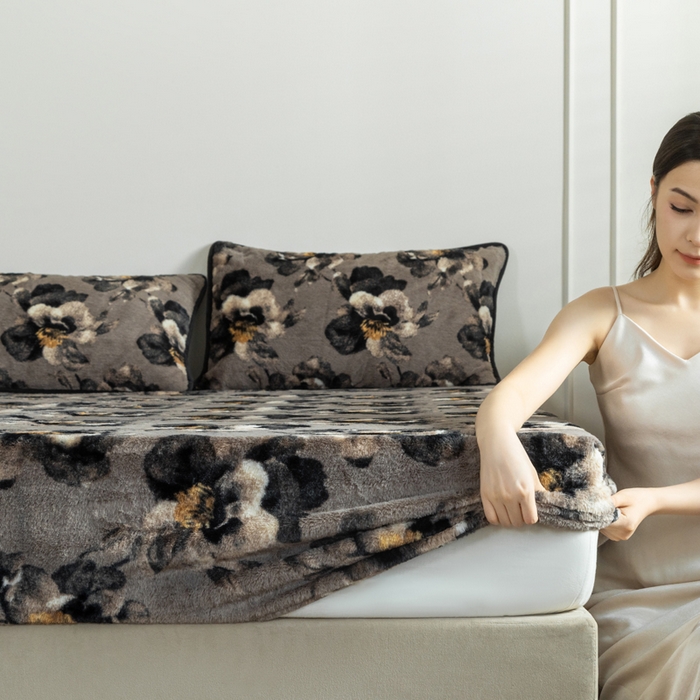 91家纺网 家纺一手货源 找家纺 库里梦家纺 2025直播网红爆款加厚兔兔绒床笠单件床笠单品床笠枕套三件套跨境床笠 百合-灰