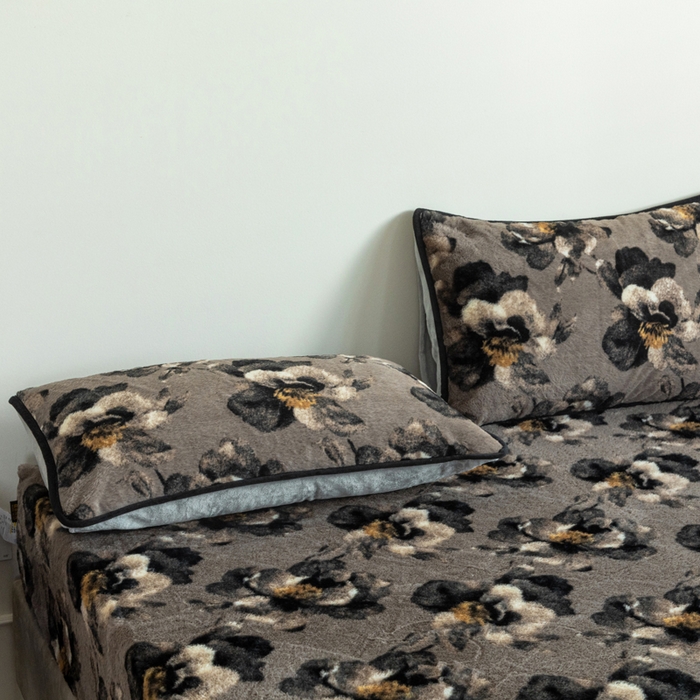 91家纺网 家纺一手货源 找家纺 库里梦家纺 2025直播网红爆款加厚兔兔绒床笠单件床笠单品床笠枕套三件套跨境床笠 百合-灰