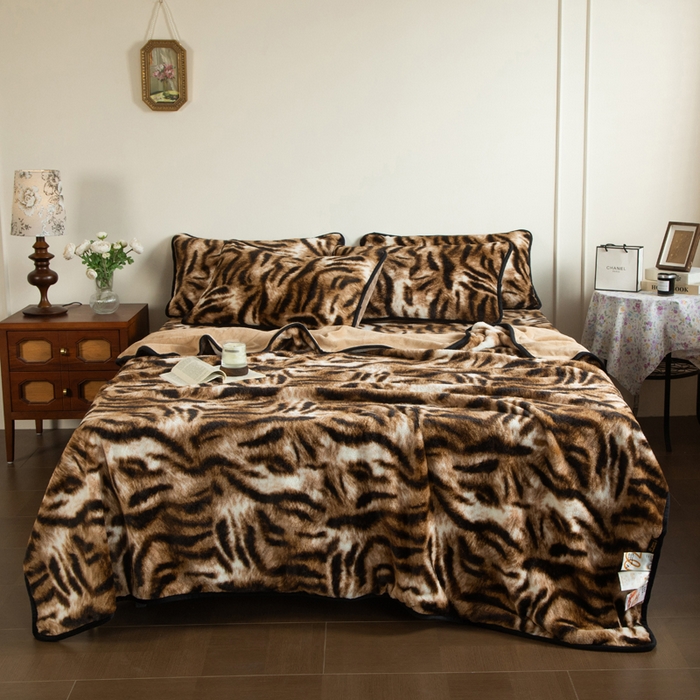 91家纺网 家纺一手货源 找家纺 库里梦家纺 2025直播网红爆款加厚兔兔绒床笠单件床笠单品床笠枕套三件套跨境床笠 虎皮纹