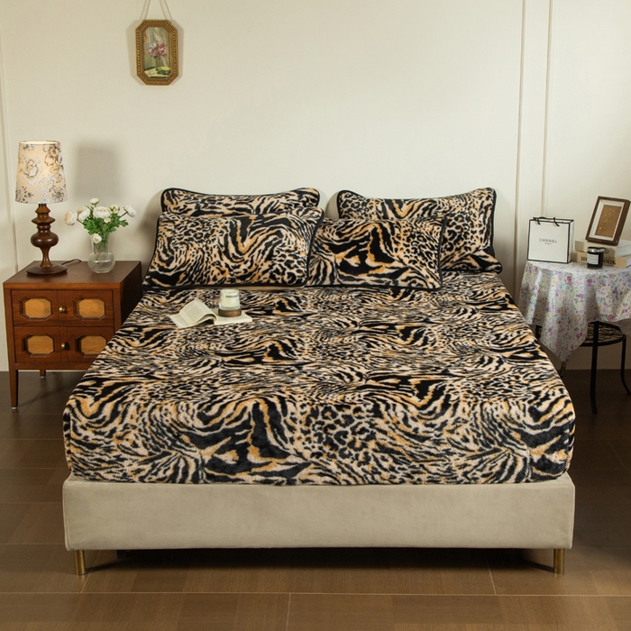 91家纺网 家纺一手货源 找家纺 库里梦家纺 2025直播网红爆款加厚兔兔绒床笠单件床笠单品床笠枕套三件套跨境床笠 豹点纹