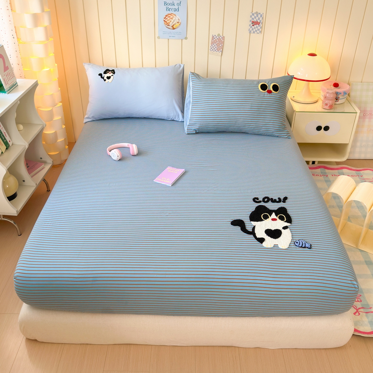 91家纺网 家纺一手货源 找家纺 一霖家纺 2025新款高克重云朵棉毛巾绣床笠 小红书热推 床笠款毛巾绣-小黑猫