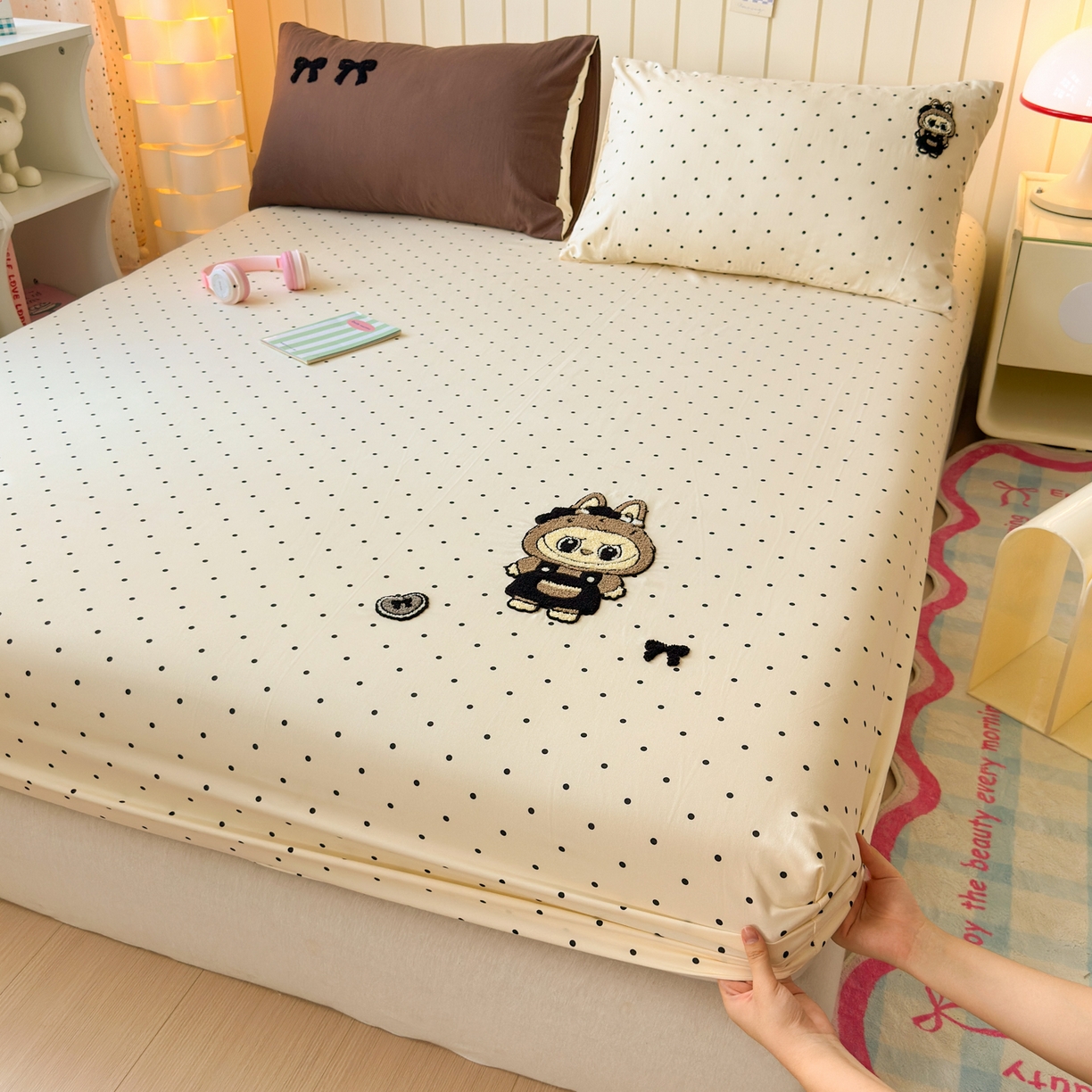 91家纺网 家纺一手货源 找家纺 一霖家纺 2025新款高克重云朵棉毛巾绣床笠 小红书热推 床笠款毛巾绣-精灵布布