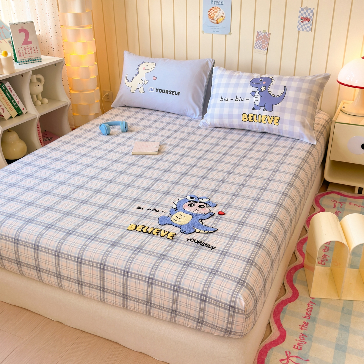 91家纺网 家纺一手货源 找家纺 一霖家纺 2025新款高克重云朵棉毛巾绣床笠 小红书热推 床笠款毛巾绣-恐龙小新