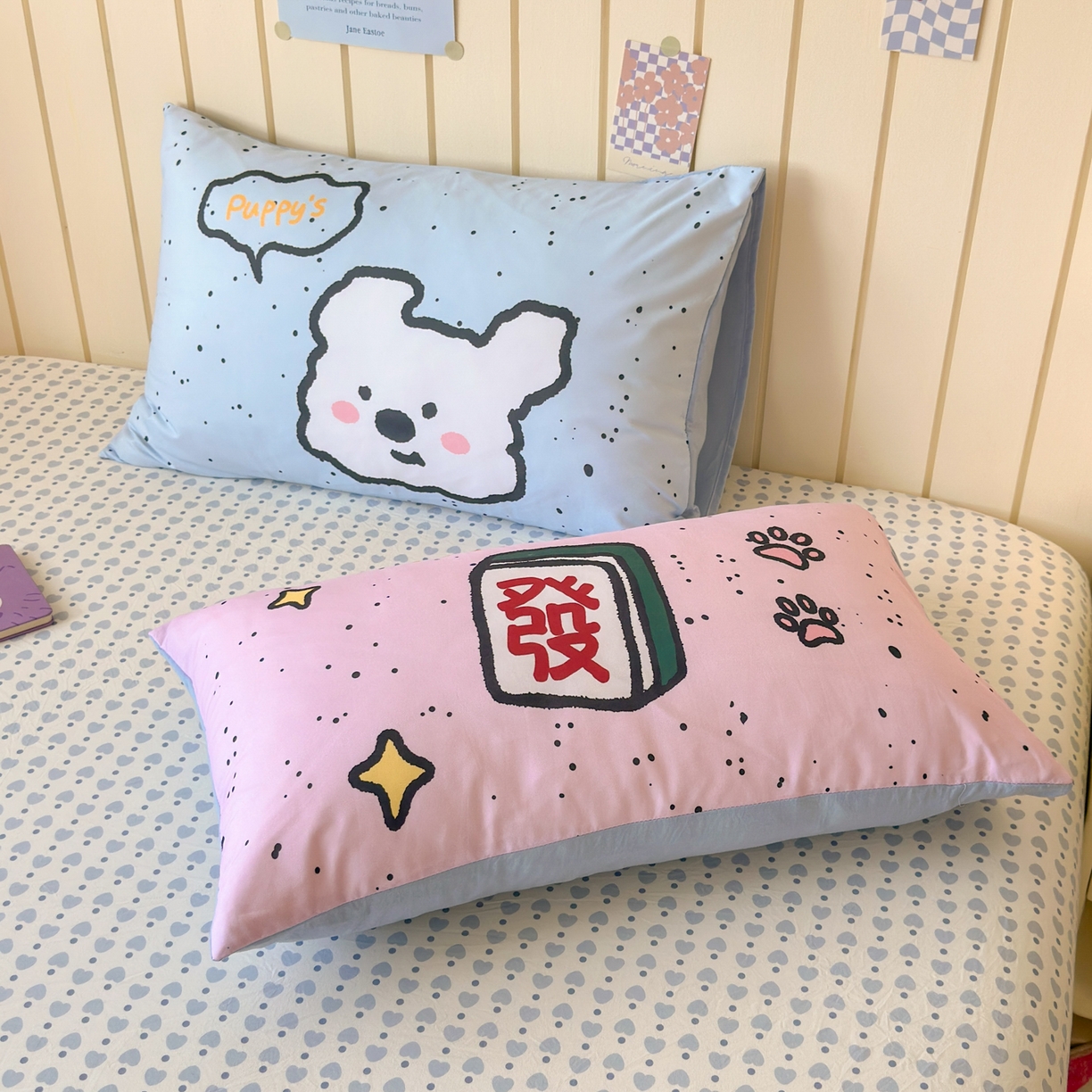 91家纺网 家纺一手货源 找家纺 一霖家纺 2025新款高克重云朵棉毛巾绣床笠 小红书热推 床笠款毛巾绣-麻将小狗