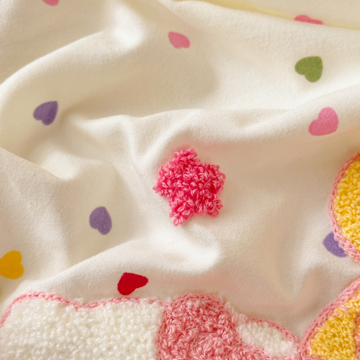 91家纺网 家纺一手货源 找家纺 一霖家纺 2025新款高克重云朵棉毛巾绣床笠 小红书热推 床笠款毛巾绣-美少女战士