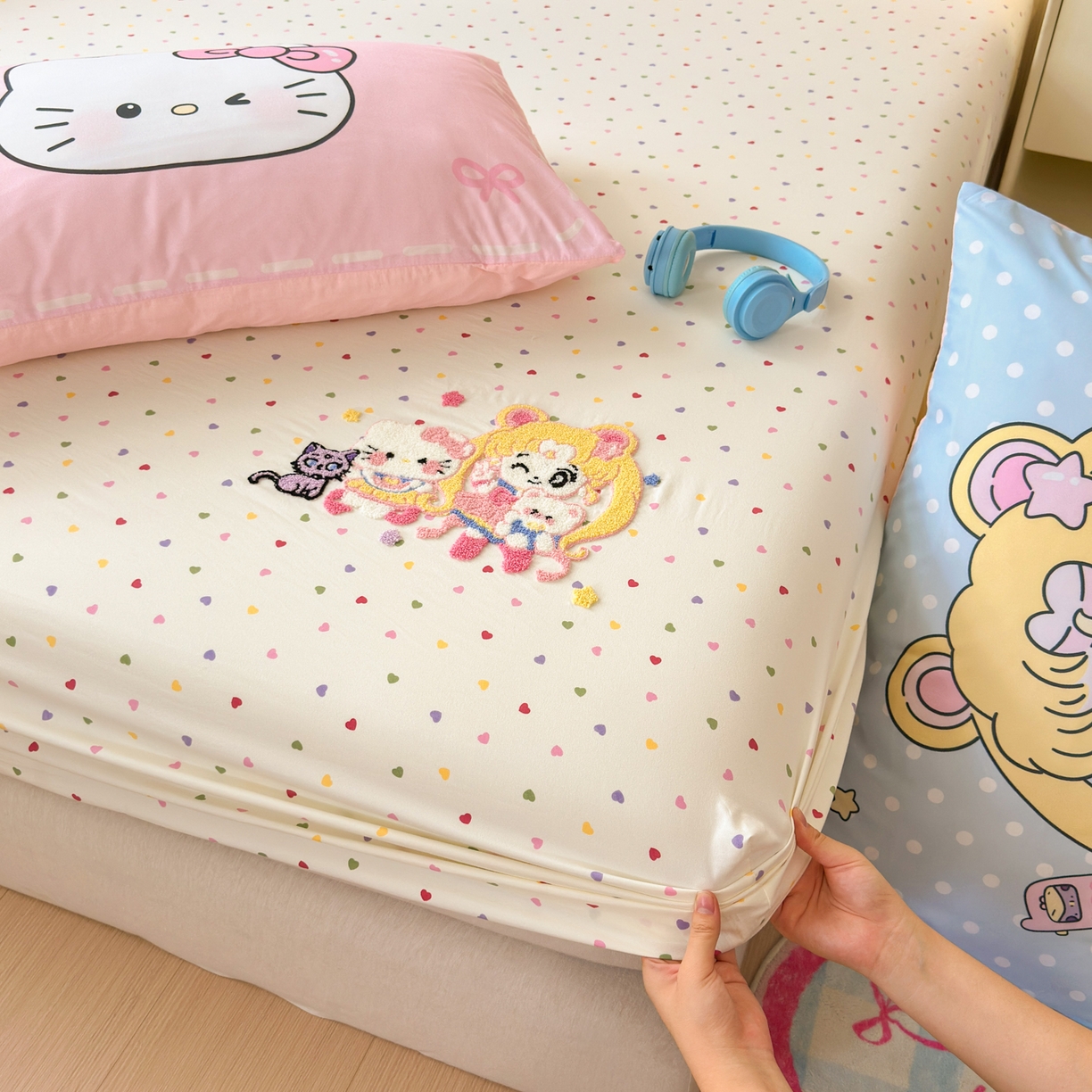 91家纺网 家纺一手货源 找家纺 一霖家纺 2025新款高克重云朵棉毛巾绣床笠 小红书热推 床笠款毛巾绣-美少女战士