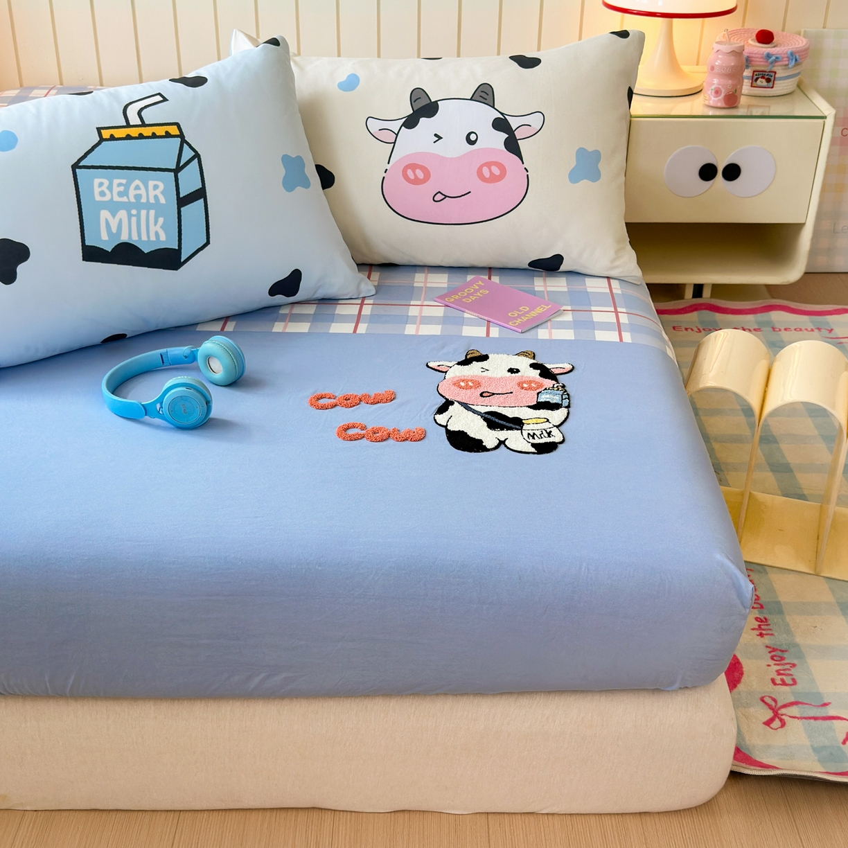 91家纺网 家纺一手货源 找家纺 一霖家纺 2025新款高克重云朵棉毛巾绣床笠 小红书热推 床笠款毛巾绣-牛杯杯