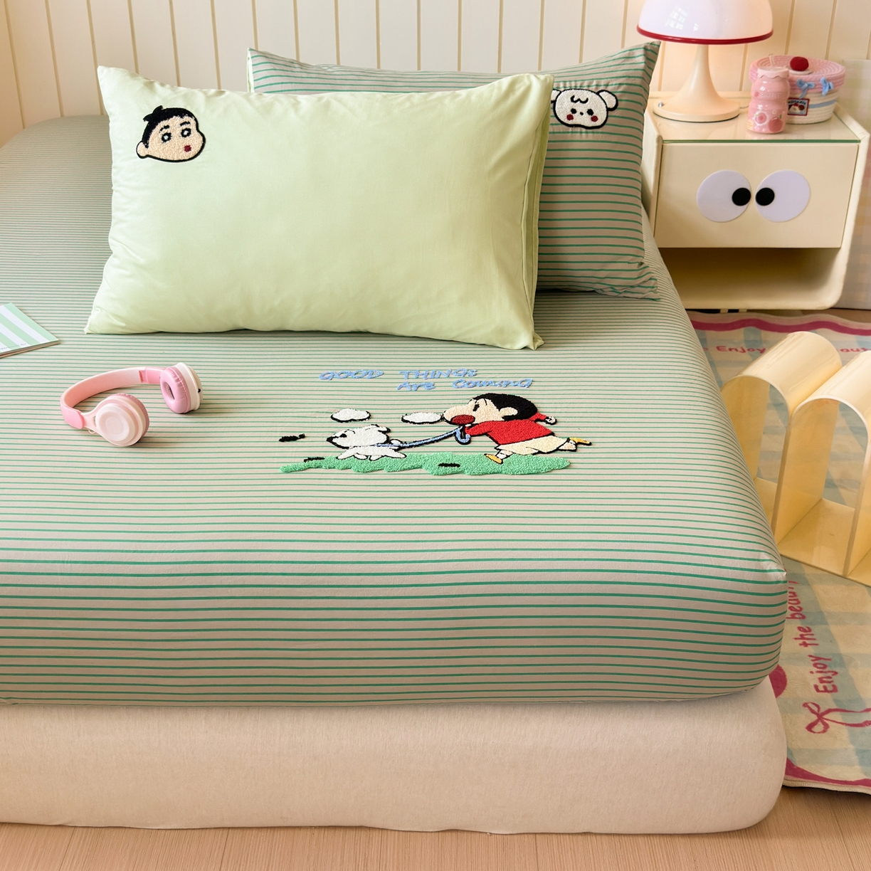 91家纺网 家纺一手货源 找家纺 一霖家纺 2025新款高克重云朵棉毛巾绣床笠 小红书热推 床笠款毛巾绣-小新与小白