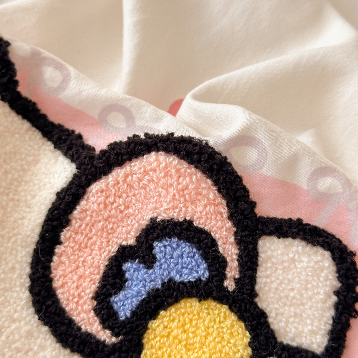 91家纺网 家纺一手货源 找家纺 一霖家纺 2025新款高克重云朵棉毛巾绣床笠 小红书热推 床笠款毛巾绣-BIUBIU猫