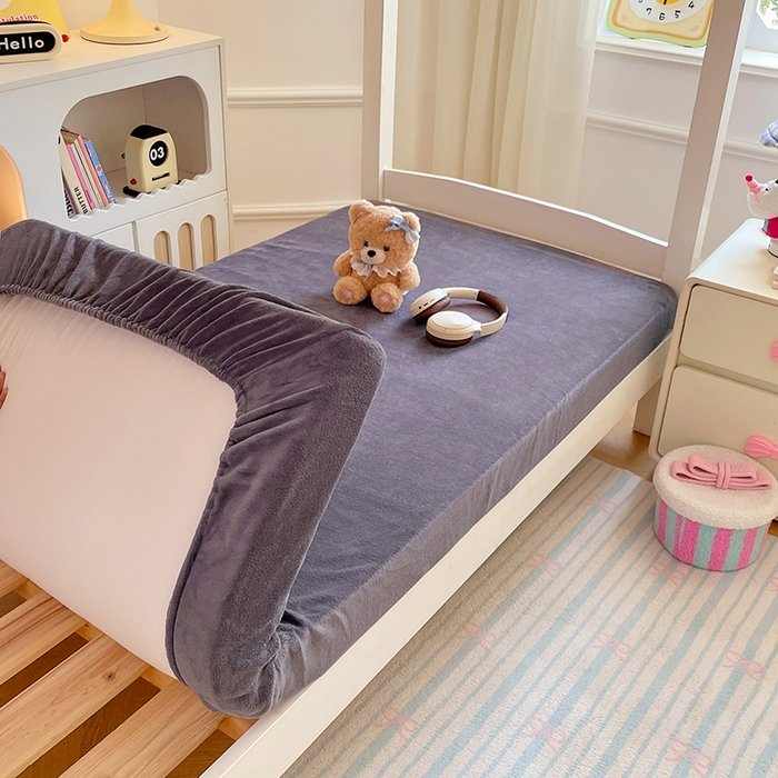 91家纺网 家纺一手货源 找家纺 （总）锦润家纺 2025新款亲肤舒适牛奶绒三件套学生三件套上下铺三件套宿舍三件套