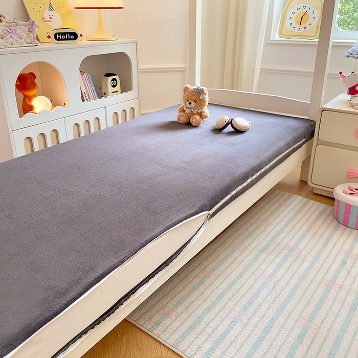 91家纺网 家纺一手货源 找家纺 （总）锦润家纺 2025新款亲肤舒适牛奶绒三件套学生三件套上下铺三件套宿舍三件套