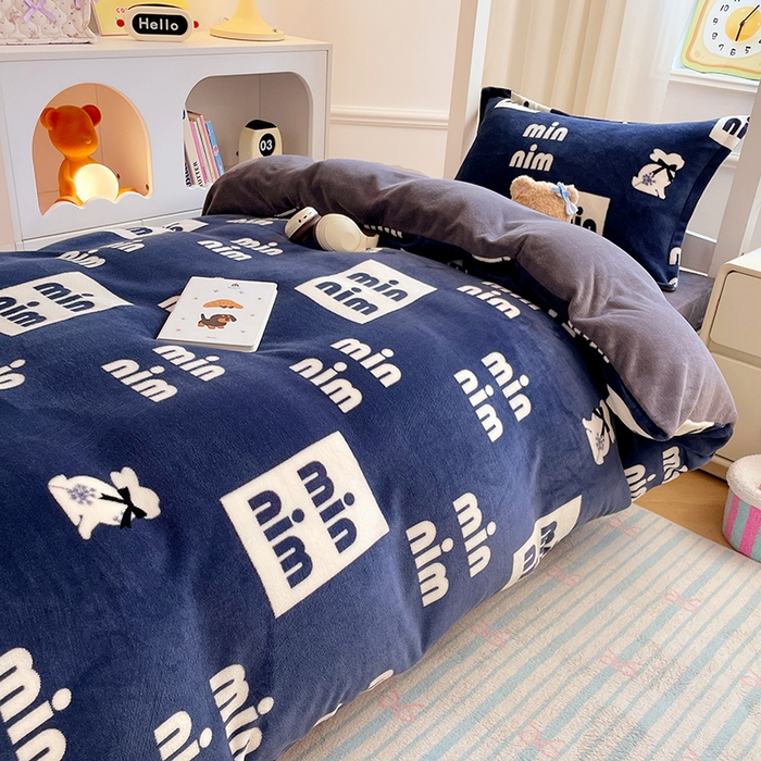 91家纺网 家纺一手货源 找家纺 （总）锦润家纺 2025新款亲肤舒适牛奶绒三件套学生三件套上下铺三件套宿舍三件套