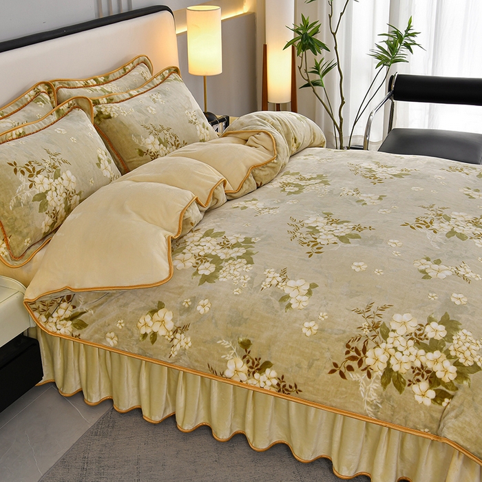 91家纺网 家纺一手货源 找家纺 诺梵家纺 2025新款8斤加厚保暖金貂绒牛奶绒印花四件套 花枝如梦