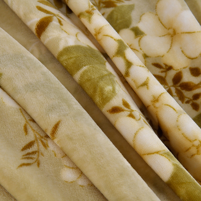 91家纺网 家纺一手货源 找家纺 诺梵家纺 2025新款8斤加厚保暖金貂绒牛奶绒印花四件套 花枝如梦