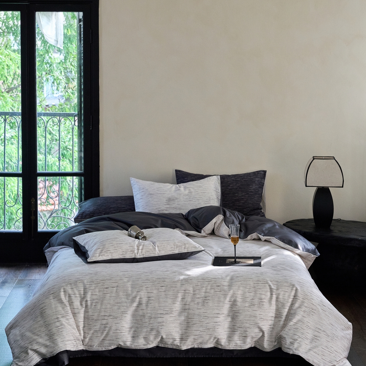 91家纺网 家纺一手货源 找家纺 ONE TWO ONE 1212025新款高端贡缎高支高密数码印花四件套-星河 星河-清茶灰