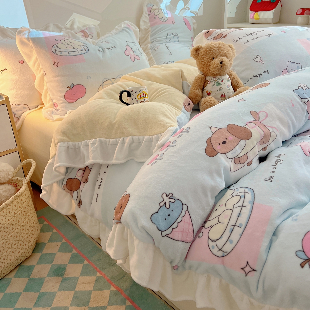 91家纺网 家纺一手货源 找家纺 （总）六巷胡同 2025新款韩式博主风花边款INS卡通A类牛奶绒四件套（第一系）