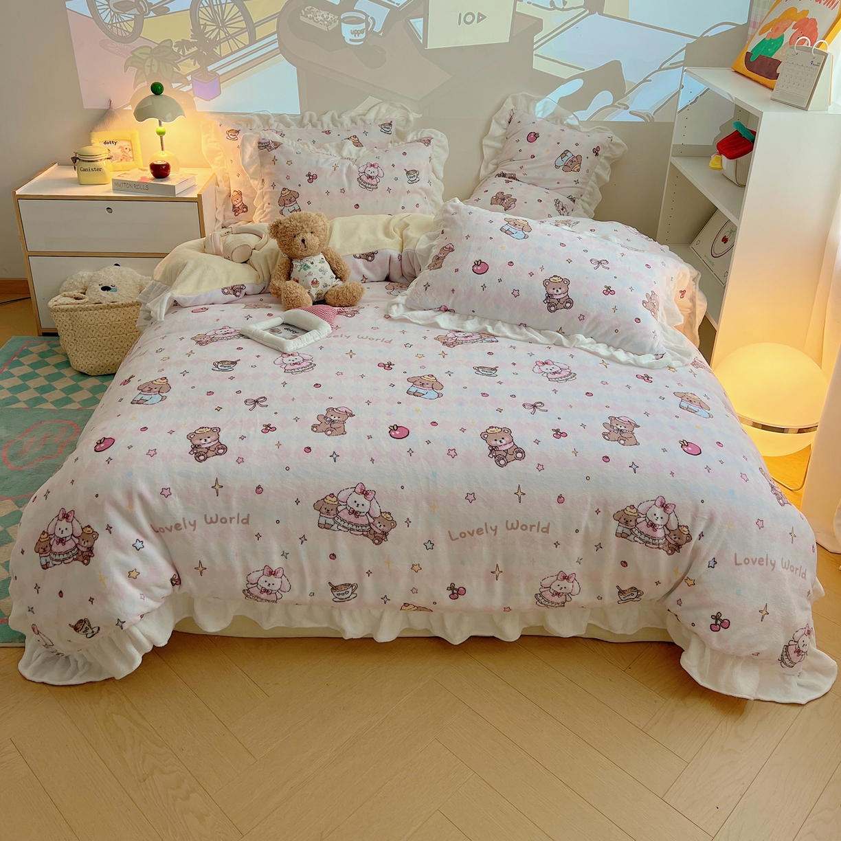 91家纺网 家纺一手货源 找家纺 六巷胡同 2025新款韩式博主风花边款INS卡通A类牛奶绒四件套（第一系） 花边星星宠物集