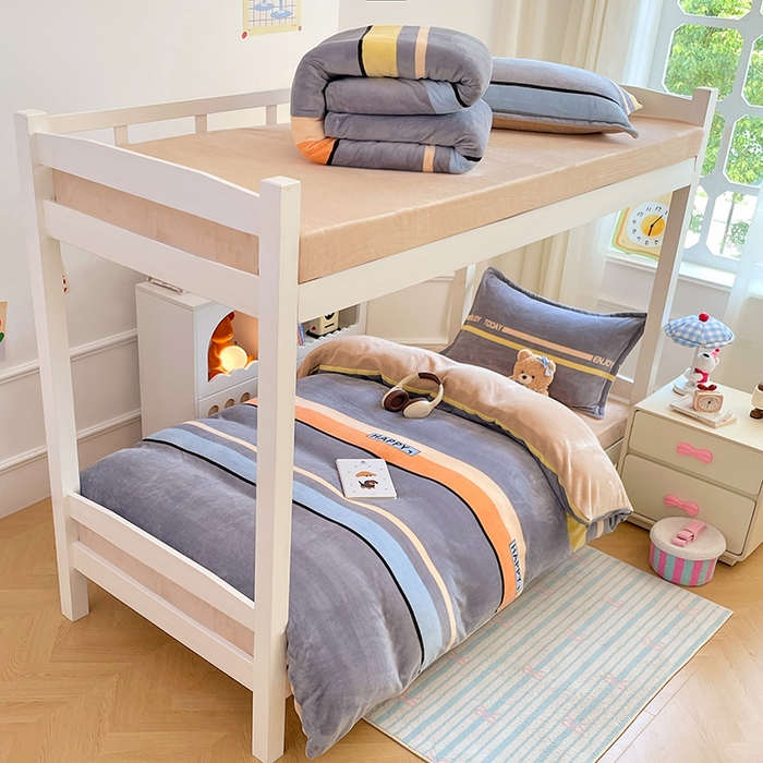 91家纺网 家纺一手货源 找家纺 锦润家纺 2025新款亲肤舒适牛奶绒三件套学生三件套上下铺三件套宿舍三件套 巴克斯