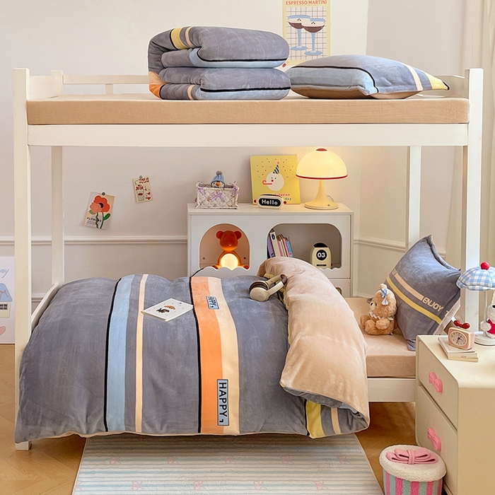 91家纺网 家纺一手货源 找家纺 锦润家纺 2025新款亲肤舒适牛奶绒三件套学生三件套上下铺三件套宿舍三件套 巴克斯