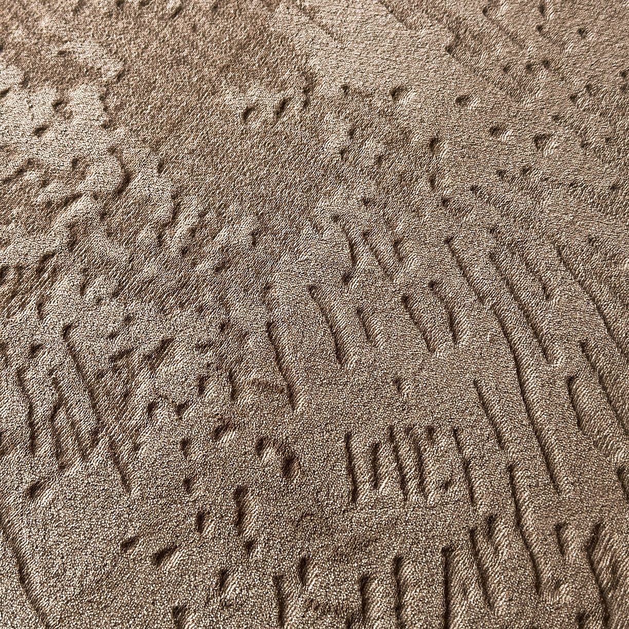 91家纺网 家纺一手货源 找家纺 久云居 2025新款牛奶绒剪花床笠 暖棕