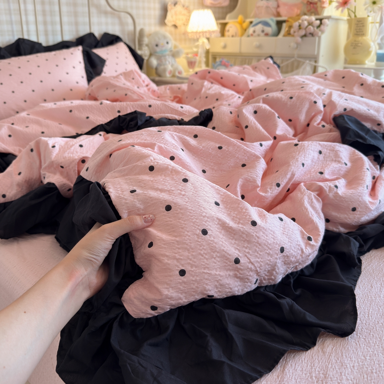 91家纺网 家纺一手货源 找家纺 （总）优卡迪家纺馆 2025新款皱皱棉双层纱黑花边四件套