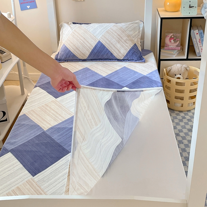 91家纺网 家纺一手货源 找家纺 锦润家纺 2025新款亲肤舒适牛奶绒三件套学生三件套上下铺三件套宿舍三件套 晨晓