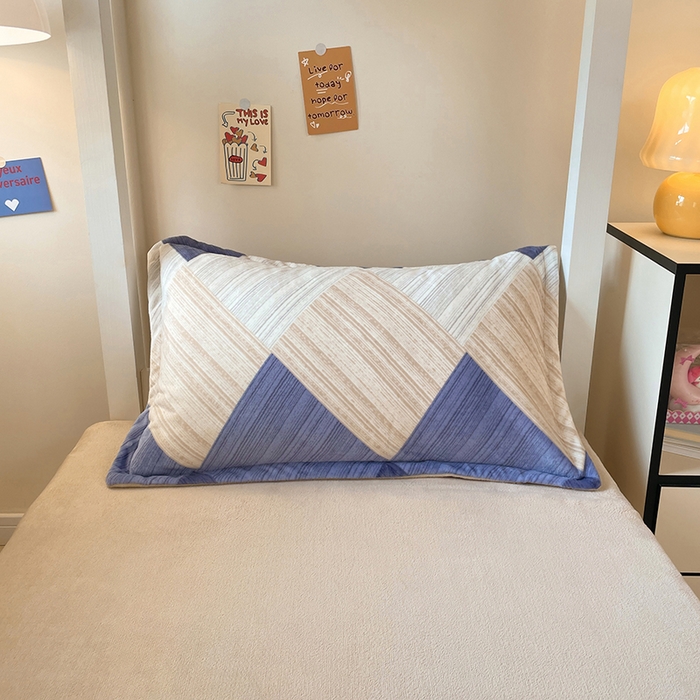 91家纺网 家纺一手货源 找家纺 锦润家纺 2025新款亲肤舒适牛奶绒三件套学生三件套上下铺三件套宿舍三件套 晨晓