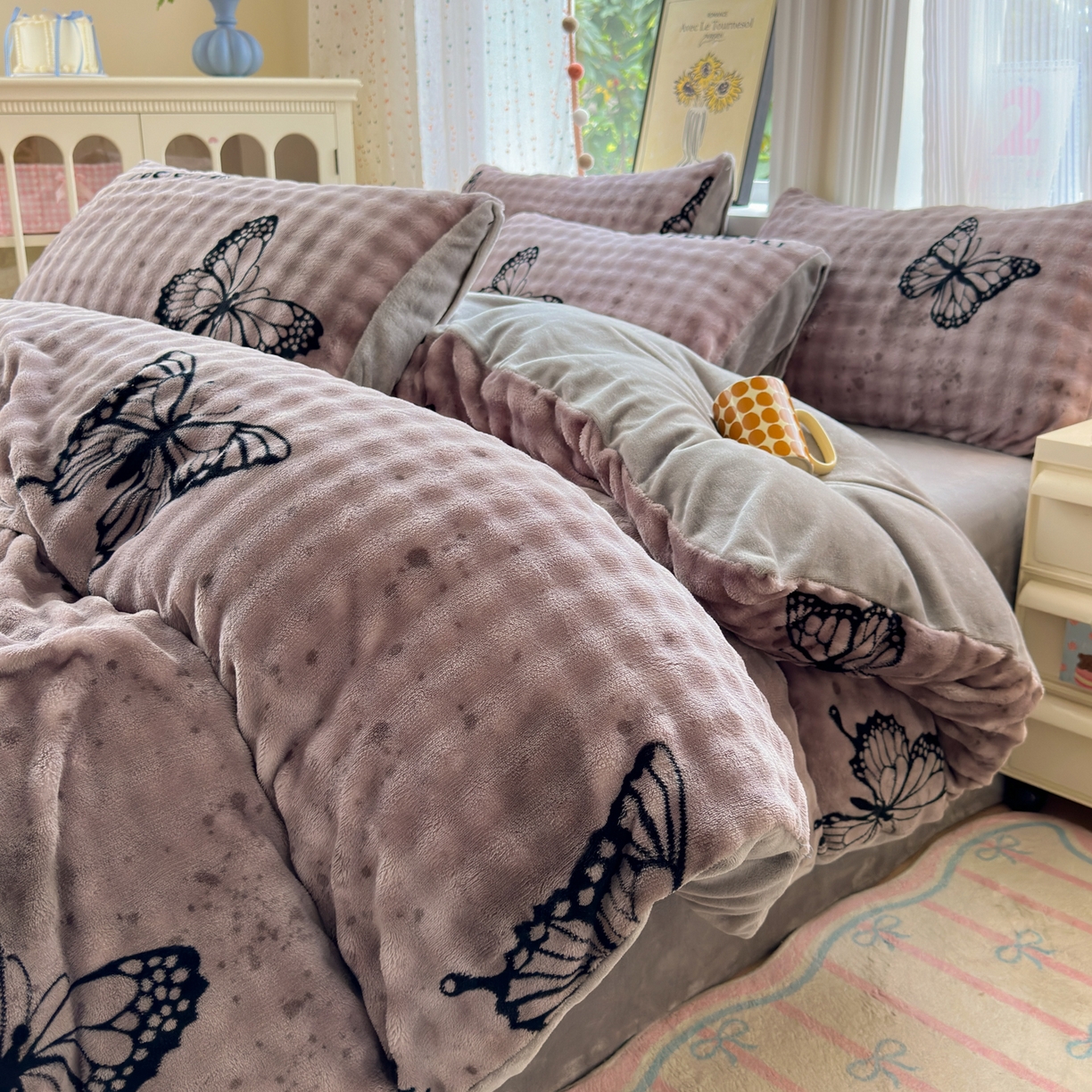 91家纺网 家纺一手货源 找家纺 （总）德比尔斯 2025新款泡泡牛奶绒四件套