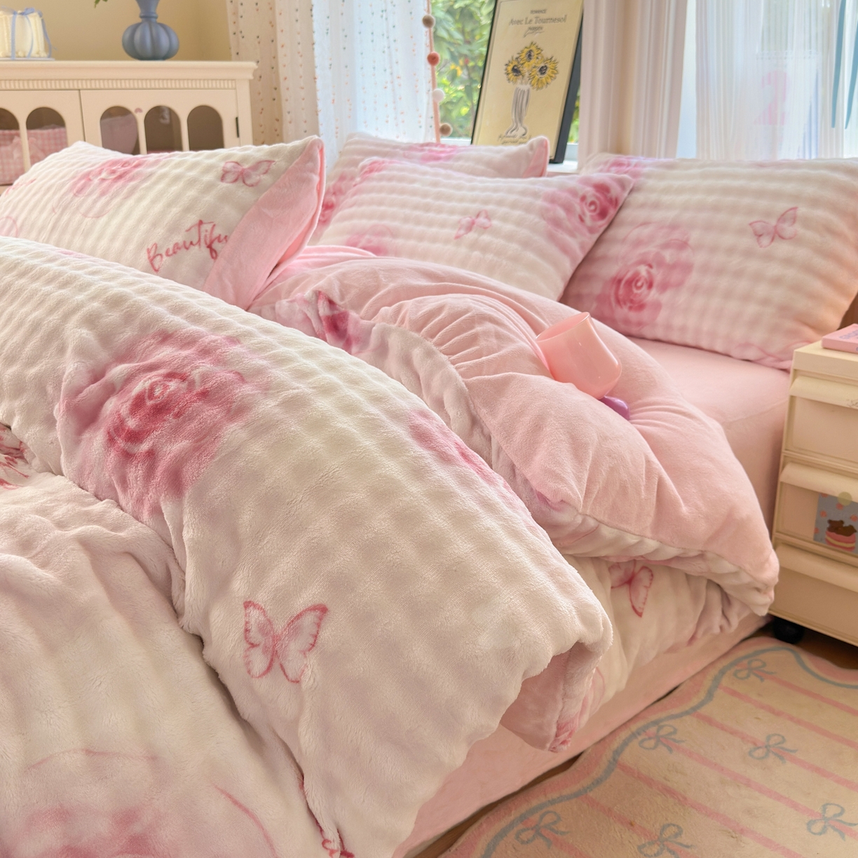 91家纺网 家纺一手货源 找家纺 （总）德比尔斯 2025新款泡泡牛奶绒四件套