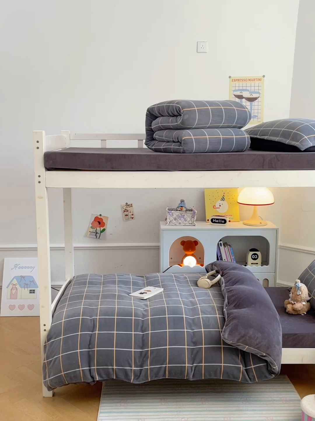 91家纺网 家纺一手货源 找家纺 锦润家纺 2025新款亲肤舒适牛奶绒三件套学生三件套上下铺三件套宿舍三件套 格子控-灰