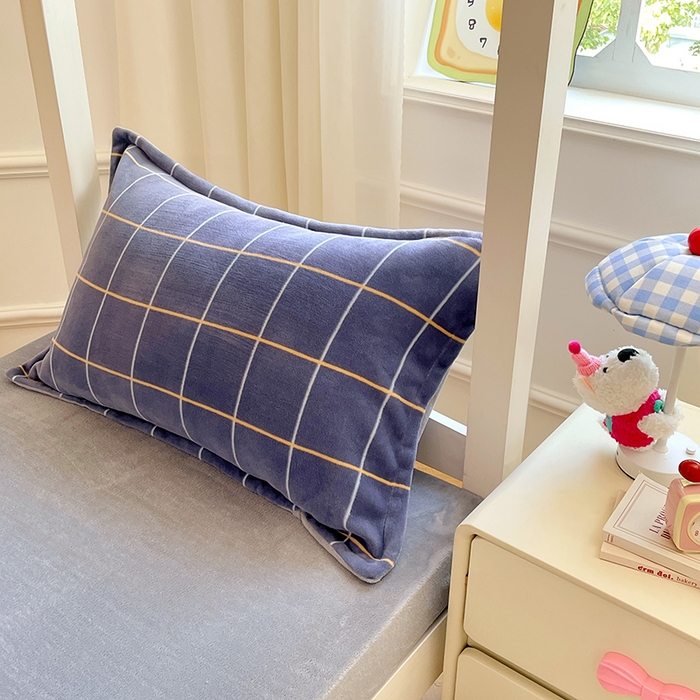 91家纺网 家纺一手货源 找家纺 锦润家纺 2025新款亲肤舒适牛奶绒三件套学生三件套上下铺三件套宿舍三件套 格子控-蓝