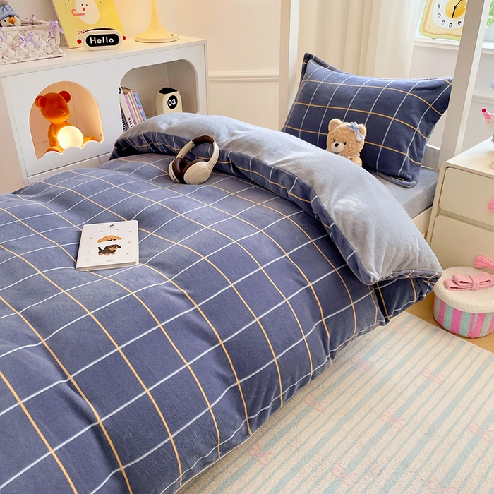 91家纺网 家纺一手货源 找家纺 锦润家纺 2025新款亲肤舒适牛奶绒三件套学生三件套上下铺三件套宿舍三件套 格子控-蓝