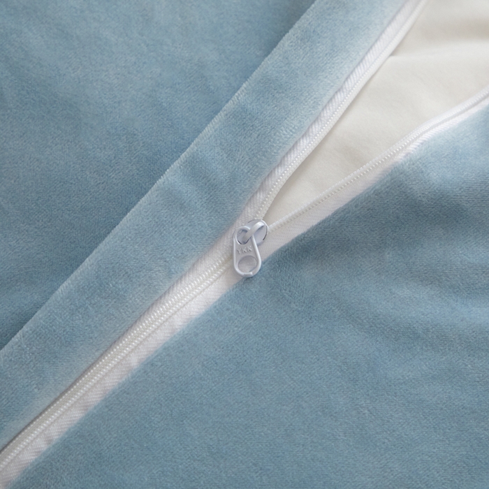 91家纺网 家纺一手货源 找家纺 ONE TWO ONE 121 【婴儿绒四件套】2025新款毛毯被子四件套单件床单被套床笠珊瑚绒牛奶绒冬被法兰绒兔毛绒滚绳款 纯色款-浅蓝