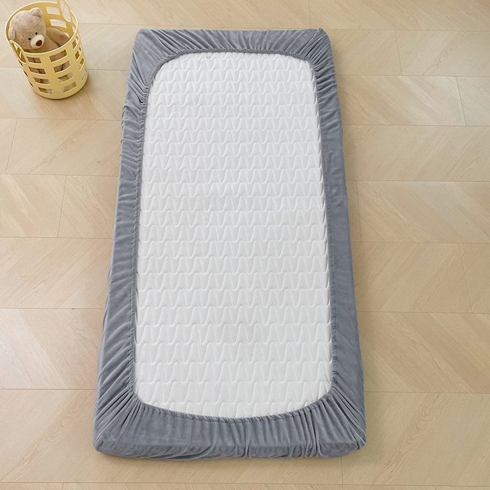 91家纺网 家纺一手货源 找家纺 锦润家纺 2025新款亲肤舒适牛奶绒三件套学生三件套上下铺三件套宿舍三件套 卡其+高级灰