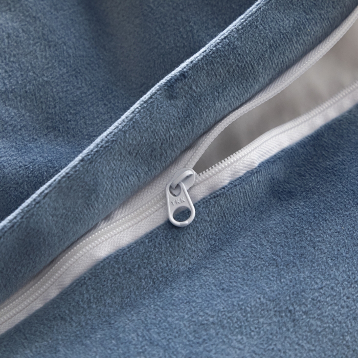 91家纺网 家纺一手货源 找家纺 ONE TWO ONE 121 【婴儿绒四件套】2025新款毛毯被子四件套单件床单被套床笠珊瑚绒牛奶绒冬被法兰绒兔毛绒滚绳款 纯色款-雾蓝