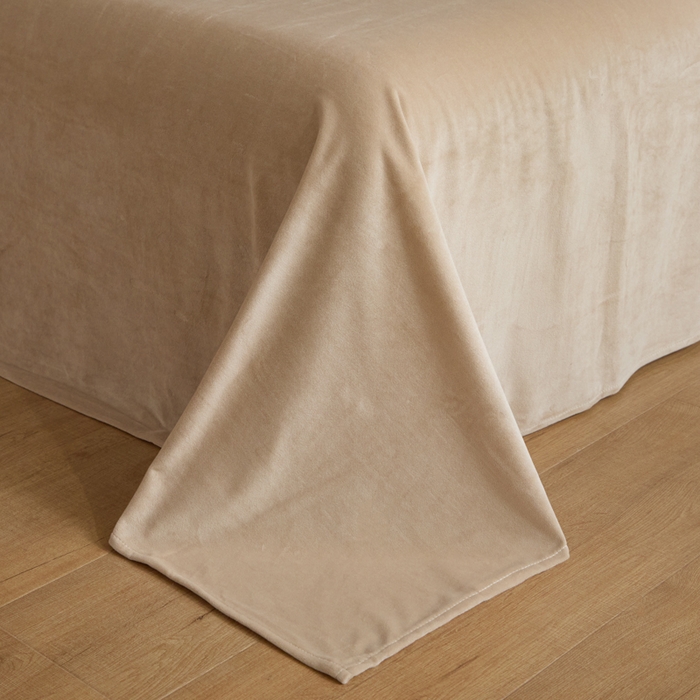 91家纺网 家纺一手货源 找家纺 ONE TWO ONE 121 【婴儿绒四件套】2025新款毛毯被子四件套单件床单被套床笠珊瑚绒牛奶绒冬被法兰绒兔毛绒滚绳款 纯色款-杏色