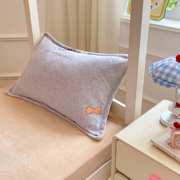 91家纺网 家纺一手货源 找家纺 锦润家纺 2025新款亲肤舒适牛奶绒三件套学生三件套上下铺三件套宿舍三件套 瞌睡兔