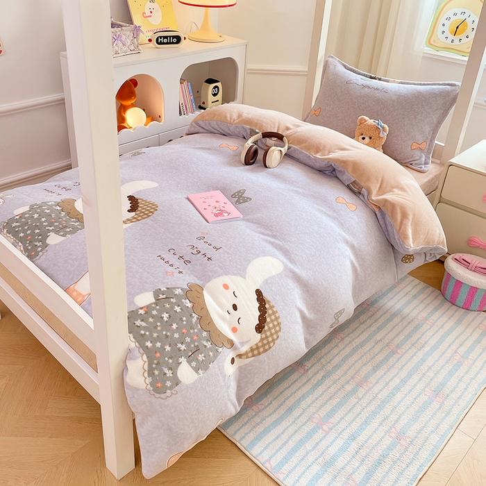 91家纺网 家纺一手货源 找家纺 锦润家纺 2025新款亲肤舒适牛奶绒三件套学生三件套上下铺三件套宿舍三件套 瞌睡兔