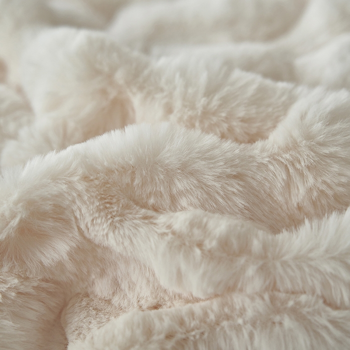 91家纺网 家纺一手货源 找家纺 （总）眠博士 2025新款兔兔牛奶绒加厚保暖四件套