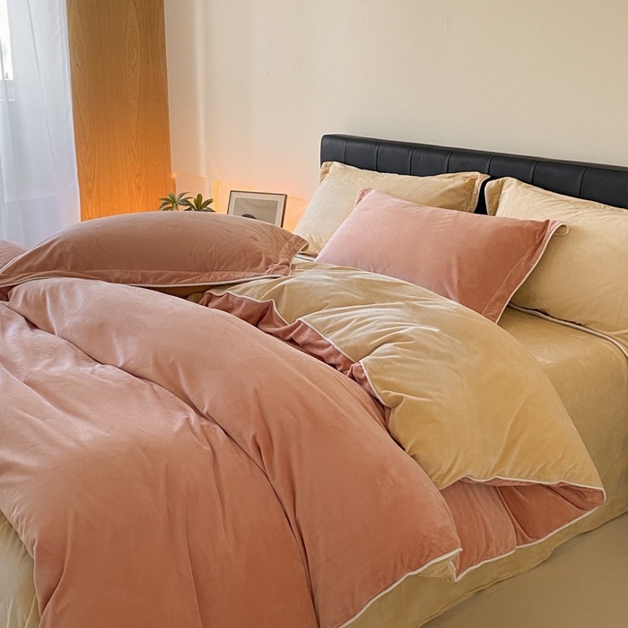 91家纺网 家纺一手货源 找家纺 ONE TWO ONE 121 【婴儿绒四件套】2025新款毛毯被子四件套单件床单被套床笠珊瑚绒牛奶绒冬被法兰绒兔毛绒滚绳款 双拼款-橘粉乳酪