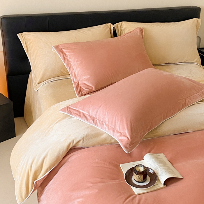 91家纺网 家纺一手货源 找家纺 ONE TWO ONE 121 【婴儿绒四件套】2025新款毛毯被子四件套单件床单被套床笠珊瑚绒牛奶绒冬被法兰绒兔毛绒滚绳款 双拼款-橘粉乳酪