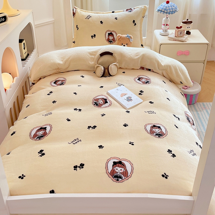 91家纺网 家纺一手货源 找家纺 锦润家纺 2025新款亲肤舒适牛奶绒三件套学生三件套上下铺三件套宿舍三件套 可爱女孩