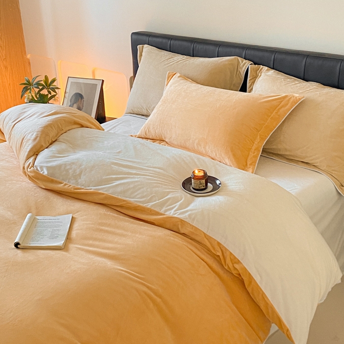 91家纺网 家纺一手货源 找家纺 ONE TWO ONE 121 【婴儿绒四件套】2025新款毛毯被子四件套单件床单被套床笠珊瑚绒牛奶绒冬被法兰绒兔毛绒滚绳款 双拼款-奶黄