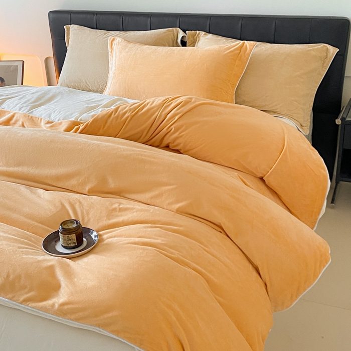 91家纺网 家纺一手货源 找家纺 ONE TWO ONE 121 【婴儿绒四件套】2025新款毛毯被子四件套单件床单被套床笠珊瑚绒牛奶绒冬被法兰绒兔毛绒滚绳款 双拼款-奶黄