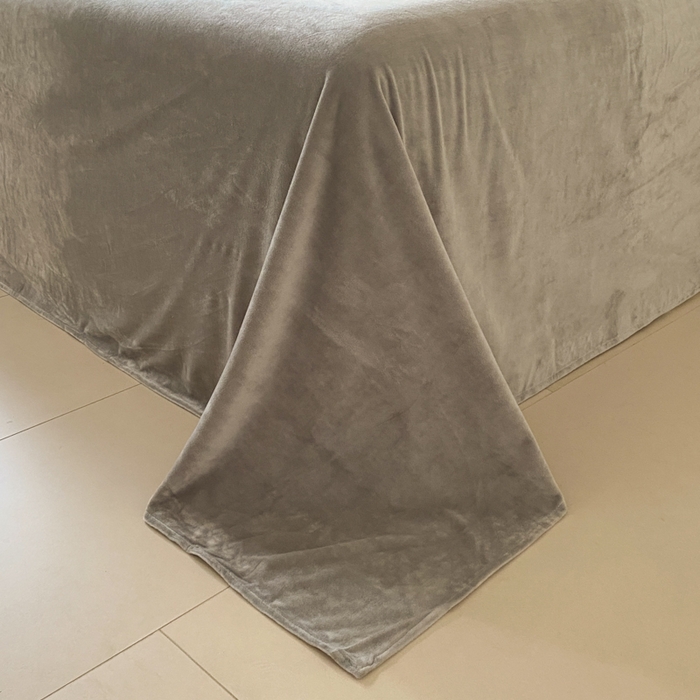 91家纺网 家纺一手货源 找家纺 ONE TWO ONE 121 【婴儿绒四件套】2025新款毛毯被子四件套单件床单被套床笠珊瑚绒牛奶绒冬被法兰绒兔毛绒滚绳款 双拼款-浅蓝银灰