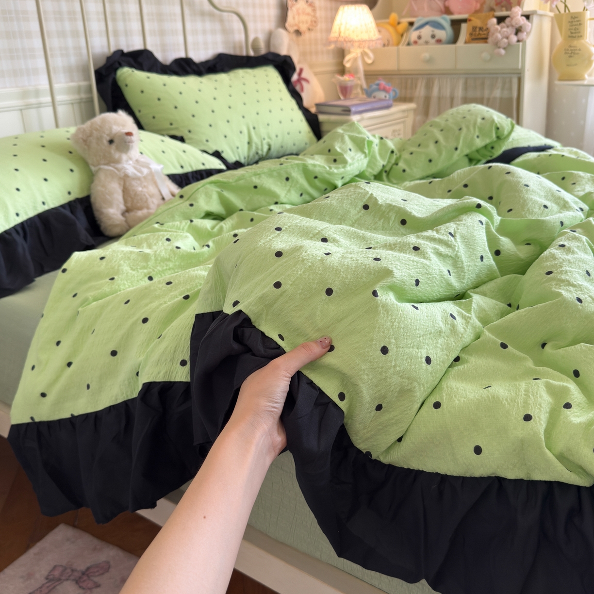 91家纺网 家纺一手货源 找家纺 优卡迪家纺馆 2025新款皱皱棉双层纱黑花边四件套 波点生活-绿