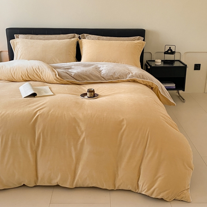 91家纺网 家纺一手货源 找家纺 ONE TWO ONE 121 【婴儿绒四件套】2025新款毛毯被子四件套单件床单被套床笠珊瑚绒牛奶绒冬被法兰绒兔毛绒滚绳款 双拼款-乳酪米咖