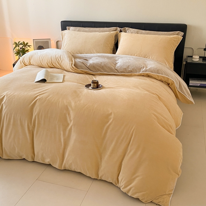 91家纺网 家纺一手货源 找家纺 ONE TWO ONE 121 【婴儿绒四件套】2025新款毛毯被子四件套单件床单被套床笠珊瑚绒牛奶绒冬被法兰绒兔毛绒滚绳款 双拼款-乳酪米咖