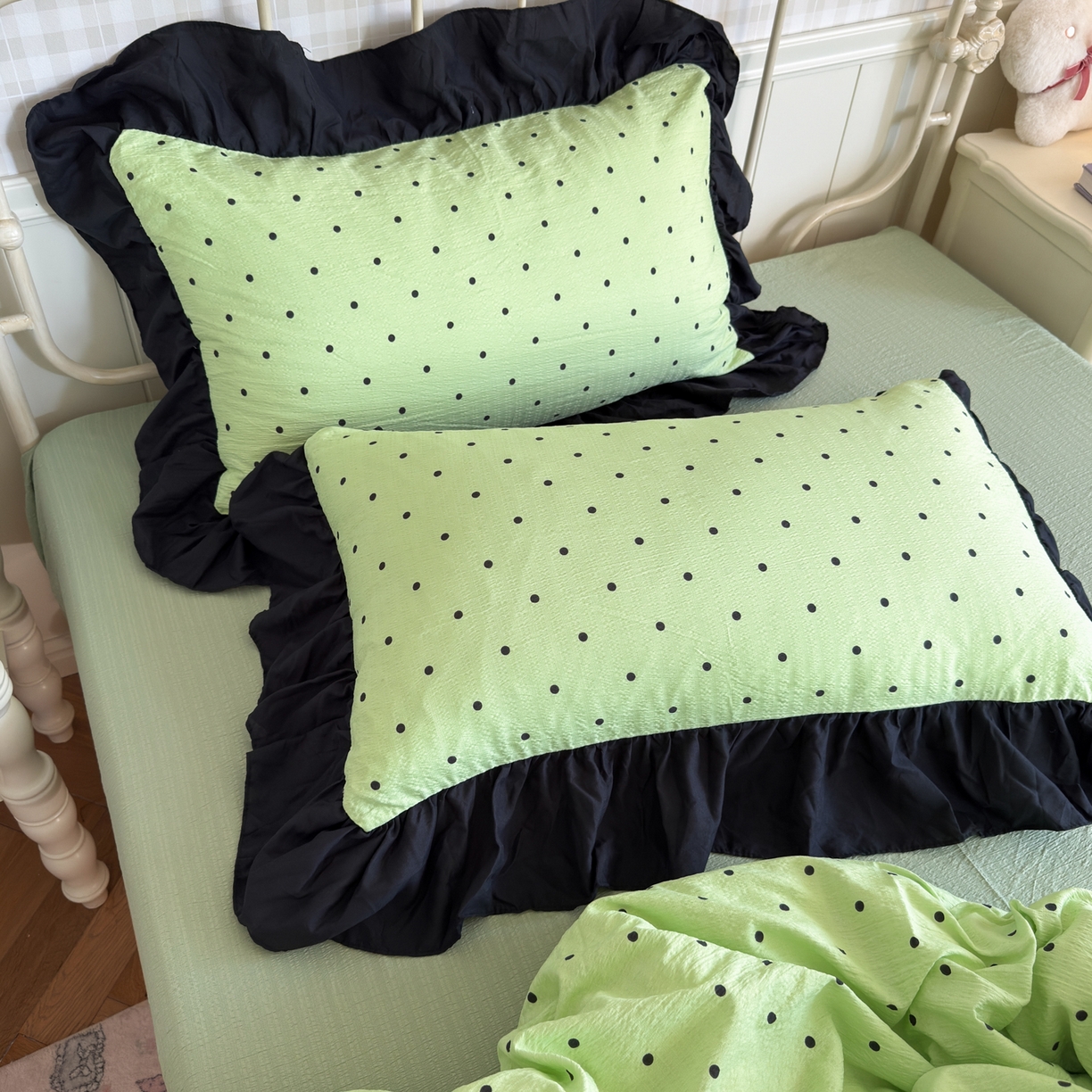 91家纺网 家纺一手货源 找家纺 优卡迪家纺馆 2025新款皱皱棉双层纱黑花边四件套 波点生活-绿